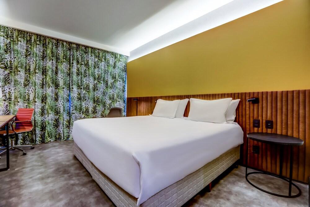 Hilton Garden Inn Reboucas 상파울루 외부 사진